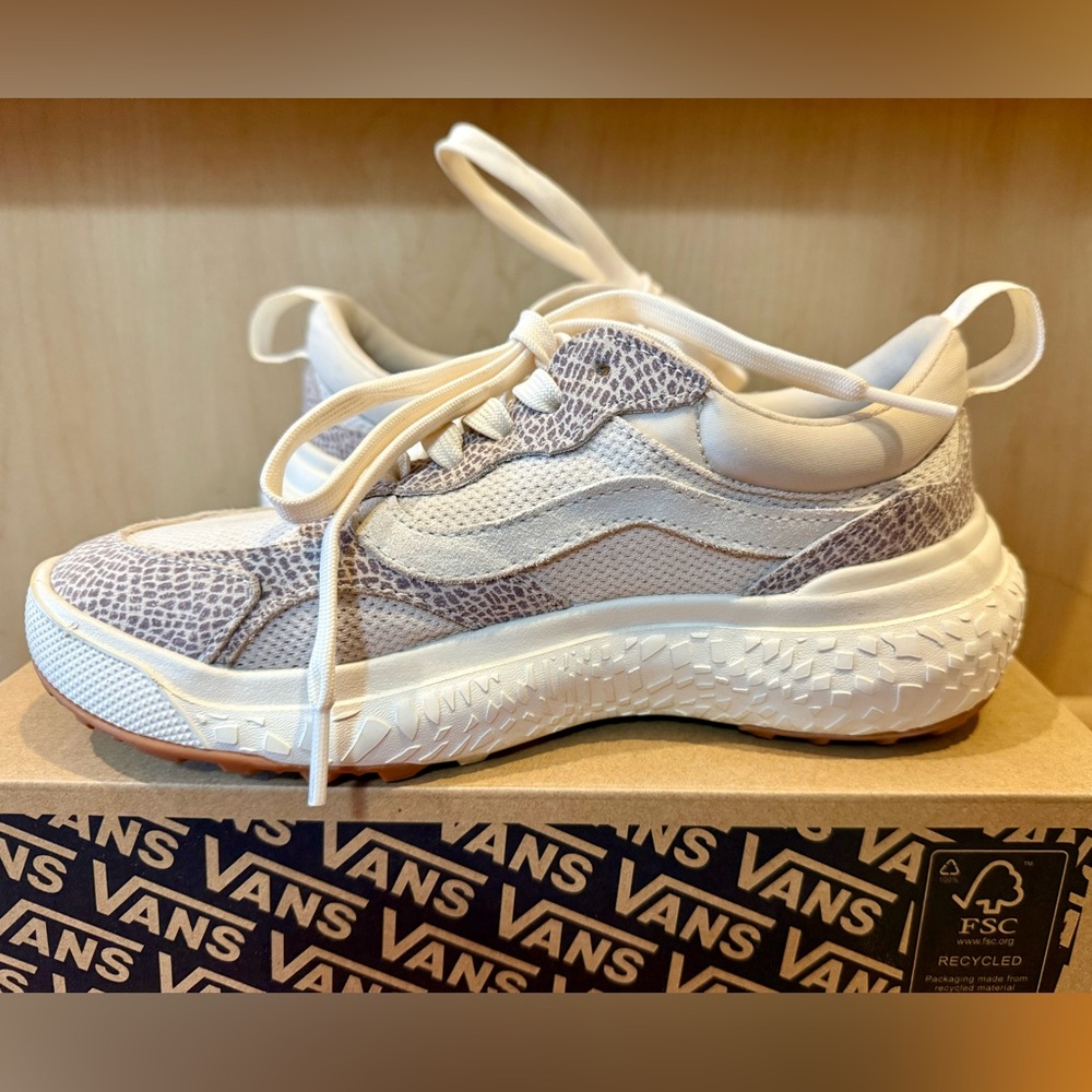 Vans MTE Ultrarange Neo VR3 in Python Vintage White Unisex W6.5 / M5 - Picture 7 of 14